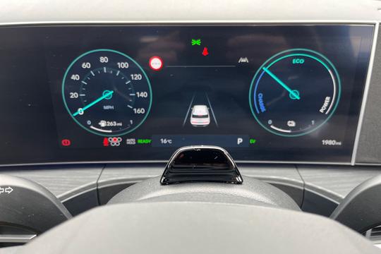 Hyundai Santa Fe Photo autoimg-bf14e6f7b9834ce6b455387081525420d35393cf.jpg