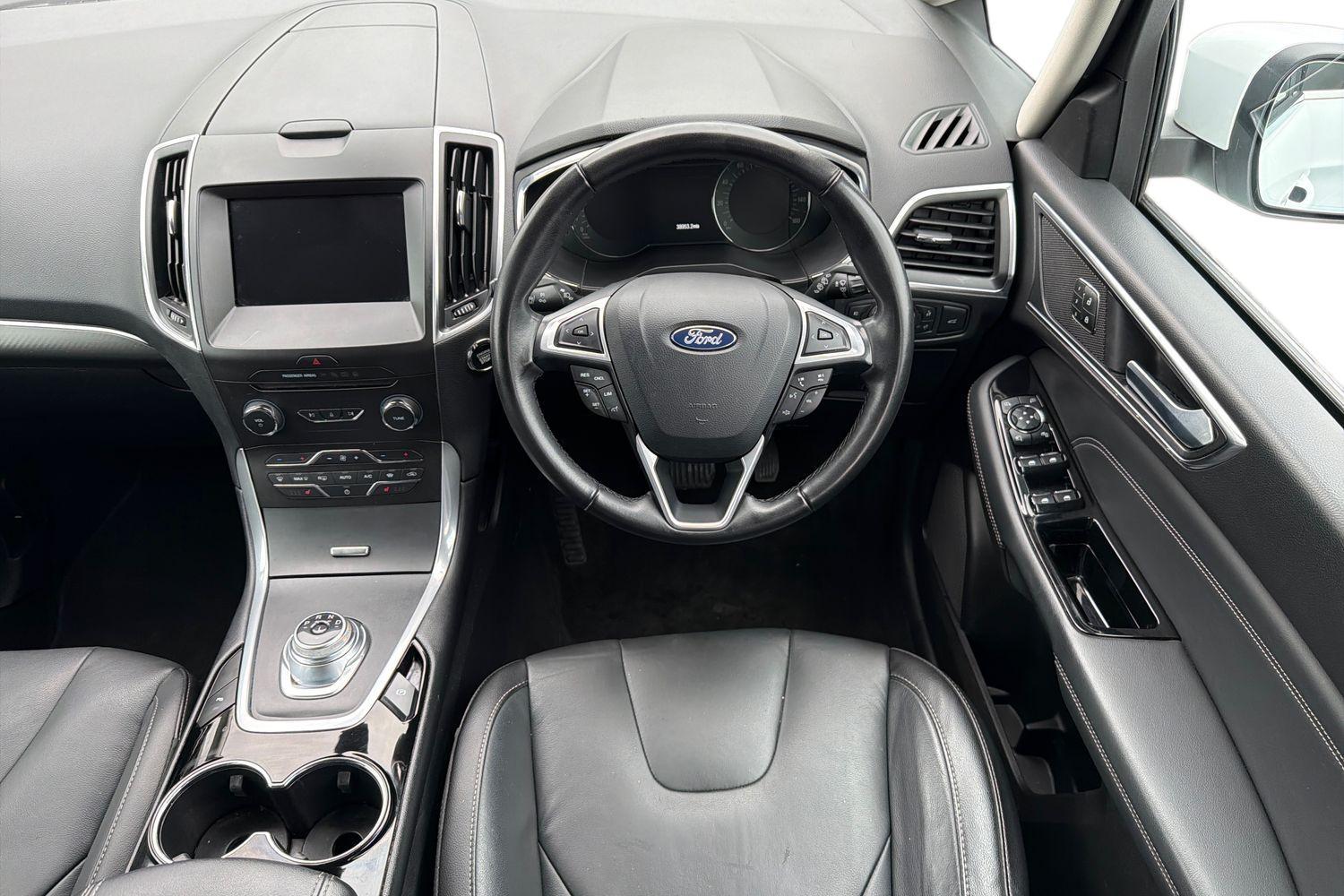 Ford S-MAX Photo 10
