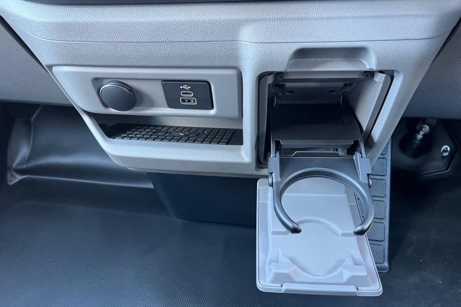 Used Ford TRANSIT CUSTOM LA75RFN 24