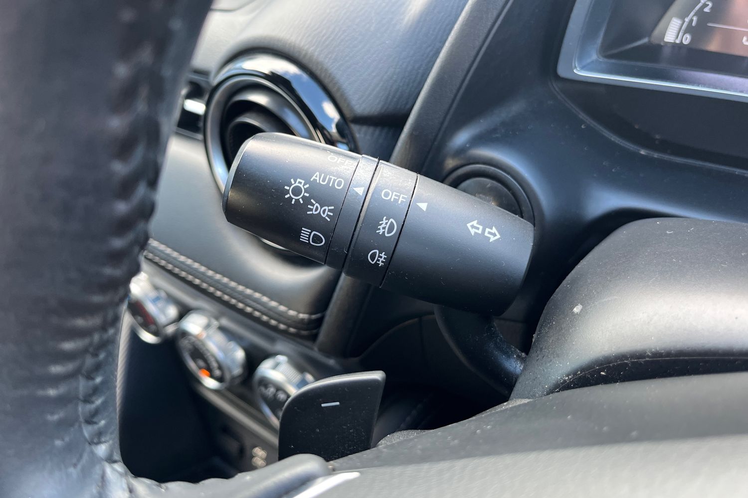 Mazda 2 Photo 13