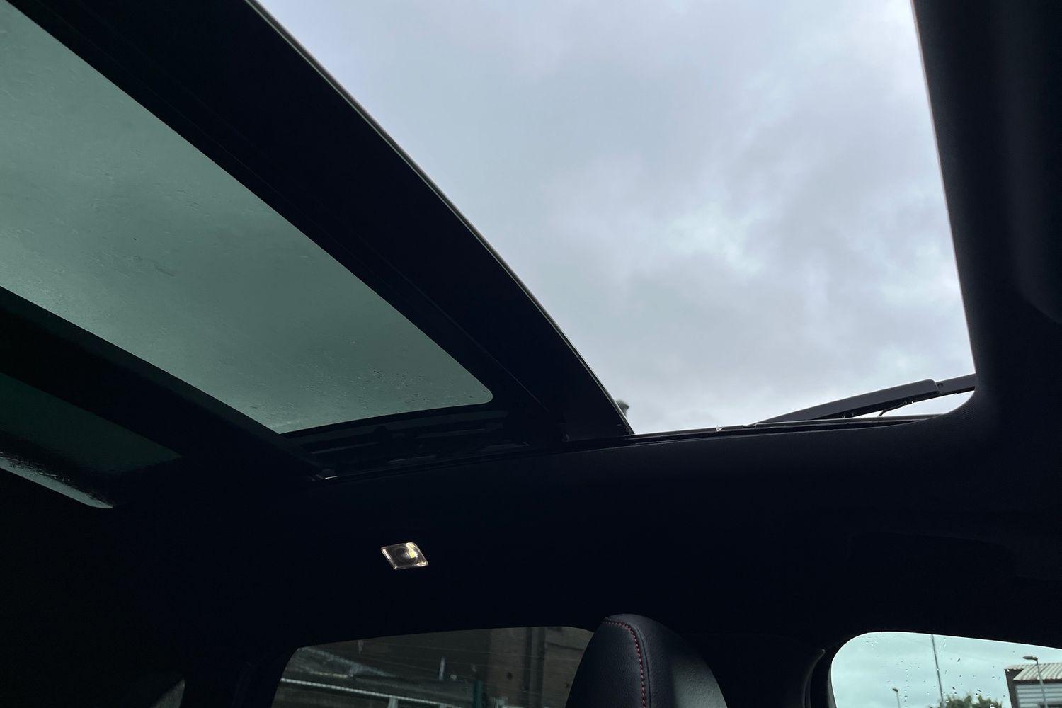 Ford KUGA Photo 29