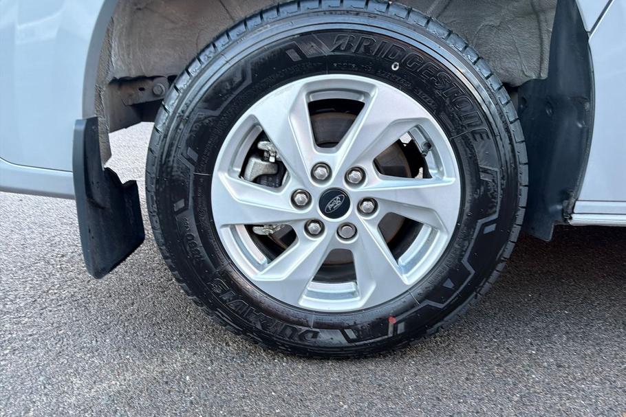 Used Ford TRANSIT CUSTOM WP25YZY 18