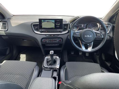 Kia XCEED Photo autoimg-bf2ce9d07112856867a18f634906163a45ce4bb6.jpg