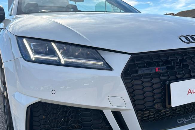 AUDI Tt Rs Photo 60