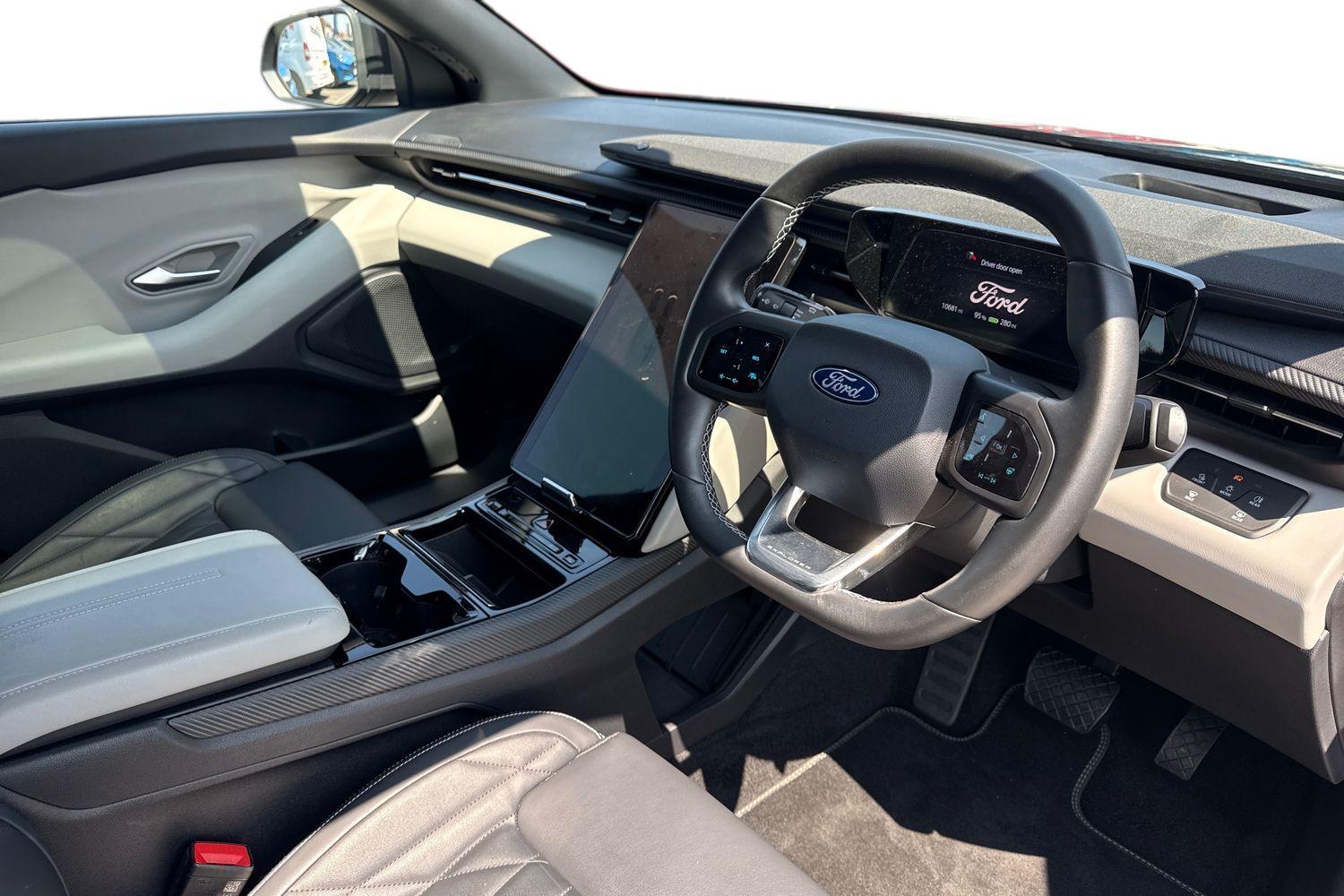 Ford EXPLORER Photo 8