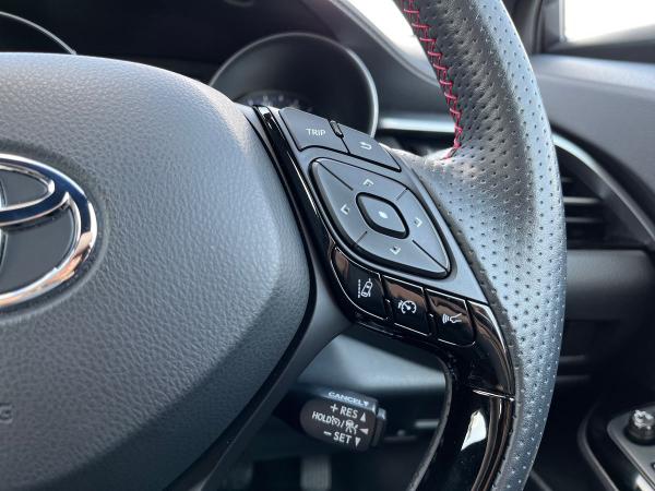 Toyota C-HR Photo autoimg-bf33d12be3039348f5fa818fa7d2f6cc706767be.jpg