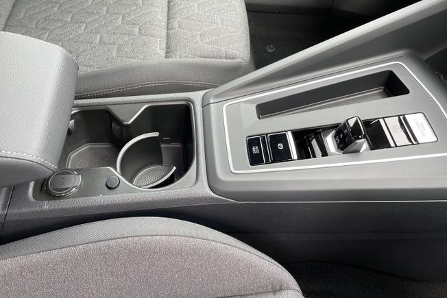 VOLKSWAGEN Golf Photo 24