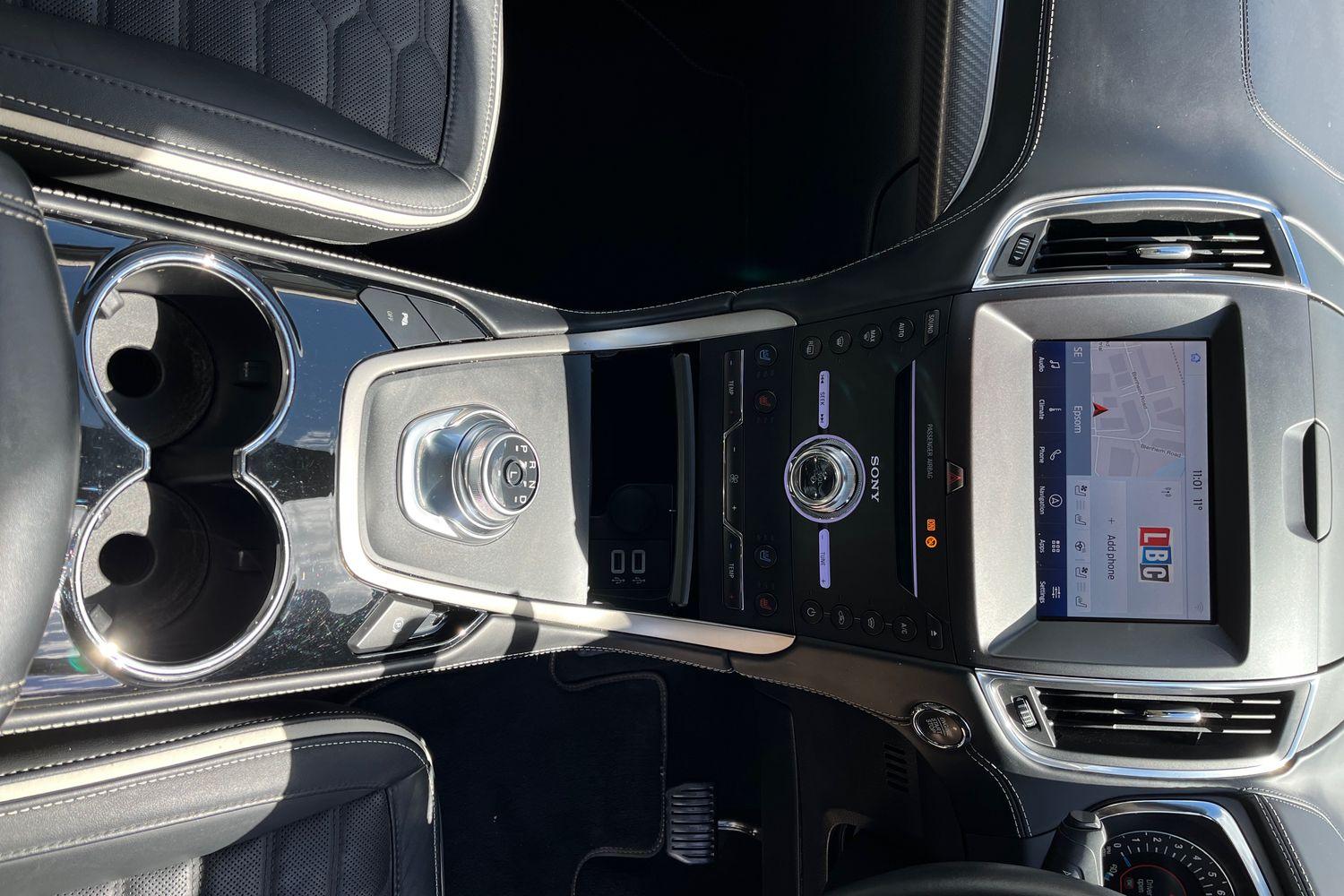 Ford S-Max Photo 31