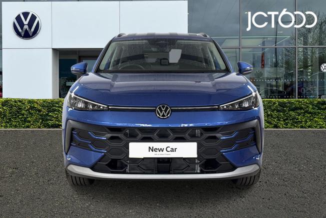 Volkswagen T-Roc Photo 8