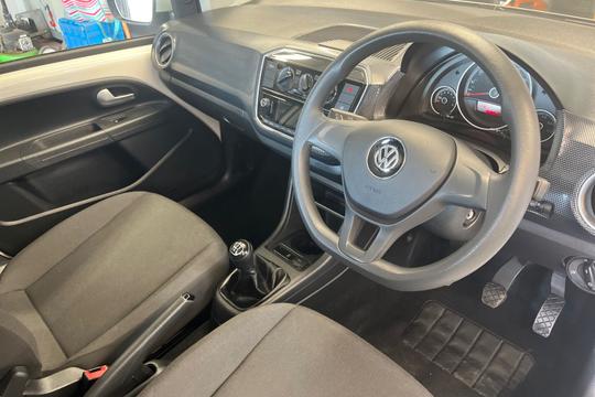 Volkswagen up! Photo autoimg-bf3b5087528d30b0fbf494173d8939401abca3c6.jpg