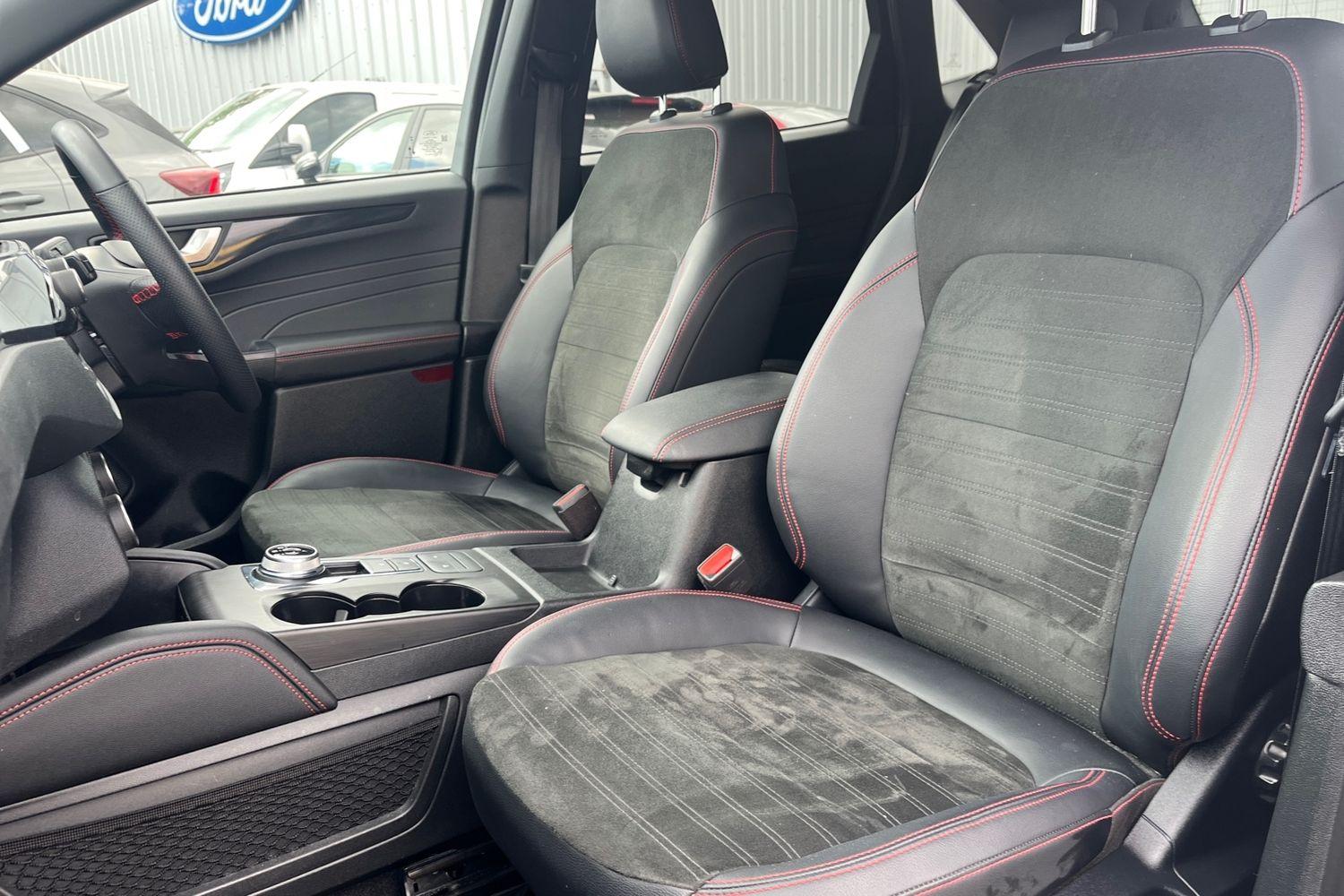 Ford Kuga Photo 18
