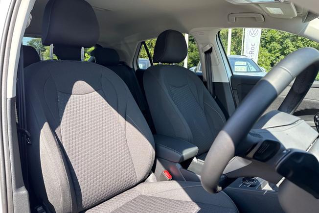 Volkswagen T-Roc Photo 27