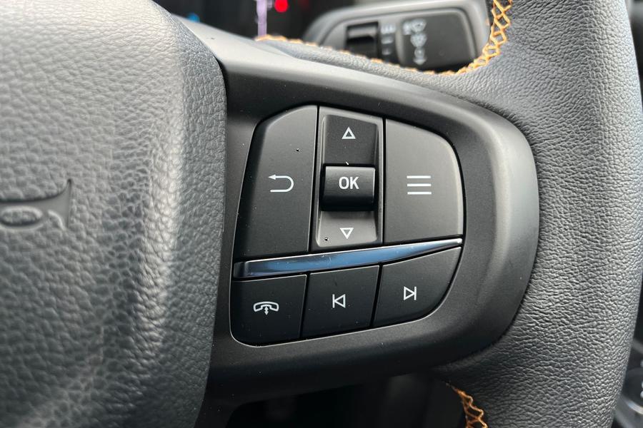 Ford RANGER Photo autoimg-bf3fbacab82d324af669aee762d08fb5995618e1.jpg