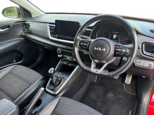 Kia STONIC Photo autoimg-bf41d3830a331c1c48df2bea796e84cfcac1b968.jpg