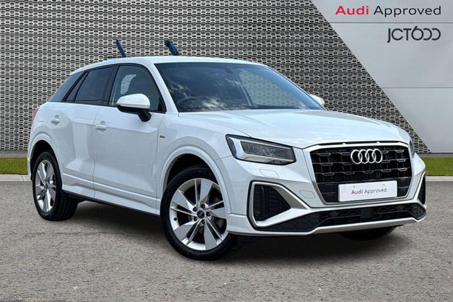 AUDI Q2 Photo 1