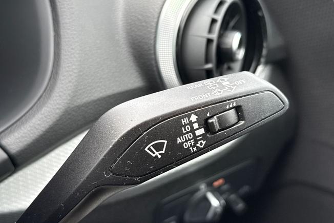AUDI Q2 Photo 38