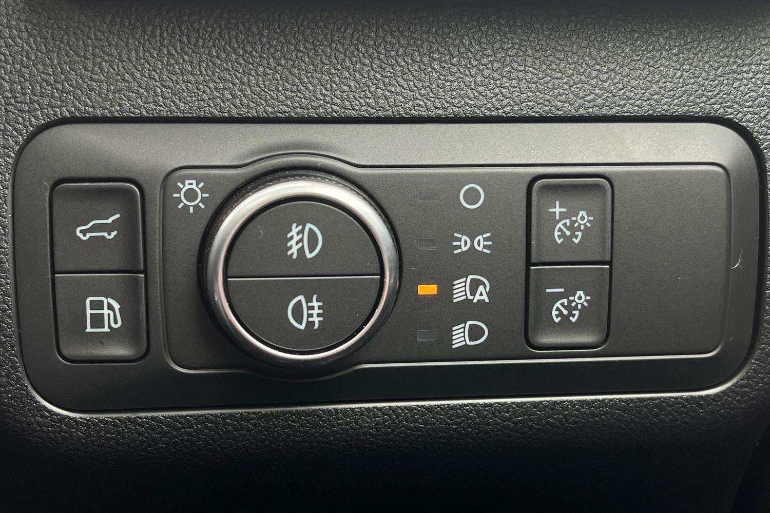 Ford KUGA Photo 28