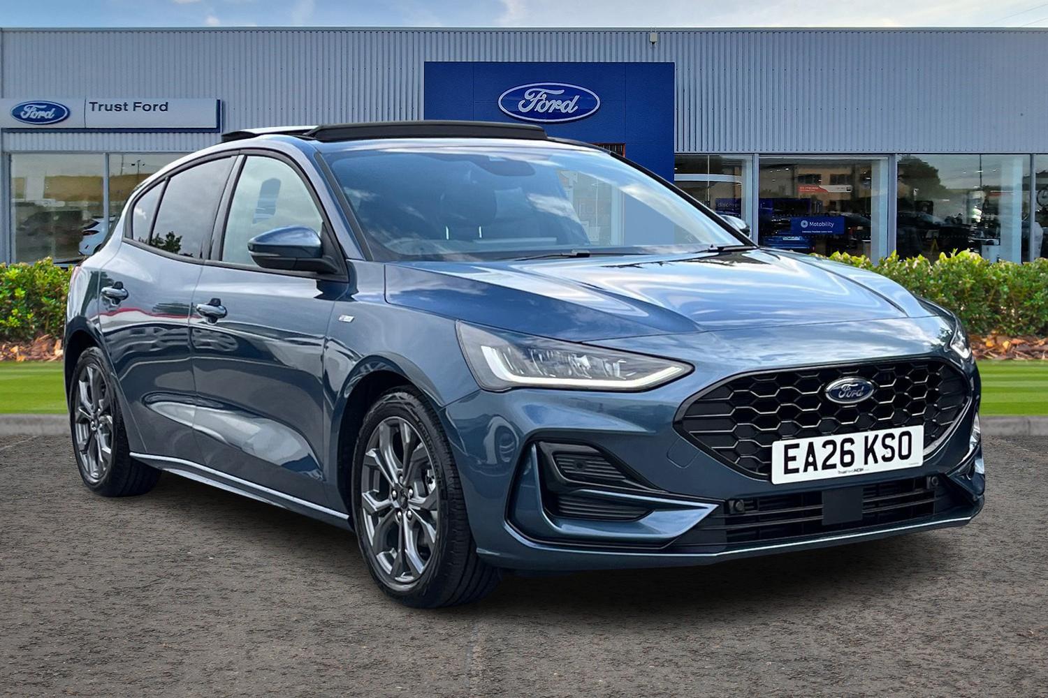Ford Focus Photo 0