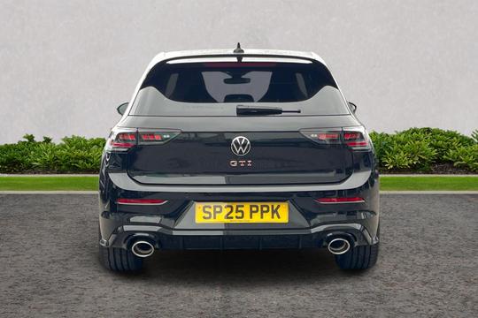 Volkswagen Golf Photo autoimg-bf4f915ceaf89e285f8bf53701400a0a450c5993.jpg