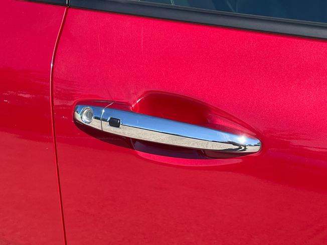 KIA Niro Photo 24