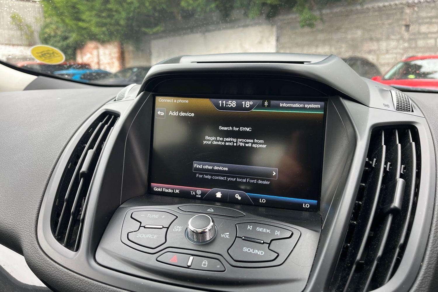 Ford KUGA Photo 29