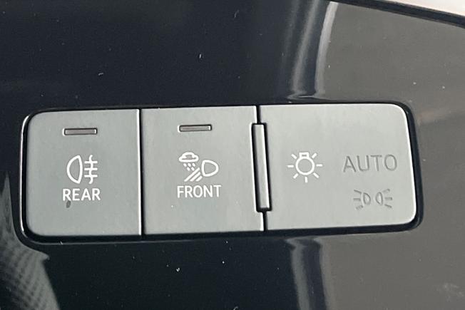 AUDI Q3 Photo 24