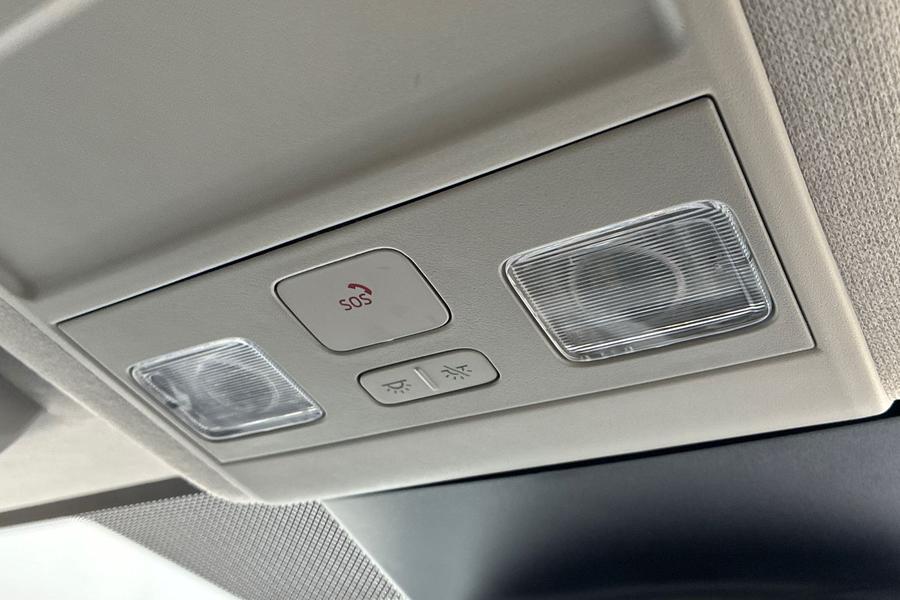 Ford E-TRANSIT CUSTOM Photo autoimg-bf5e5324aecd541b75e5c4b98e3851a6f96dfb2b.jpg
