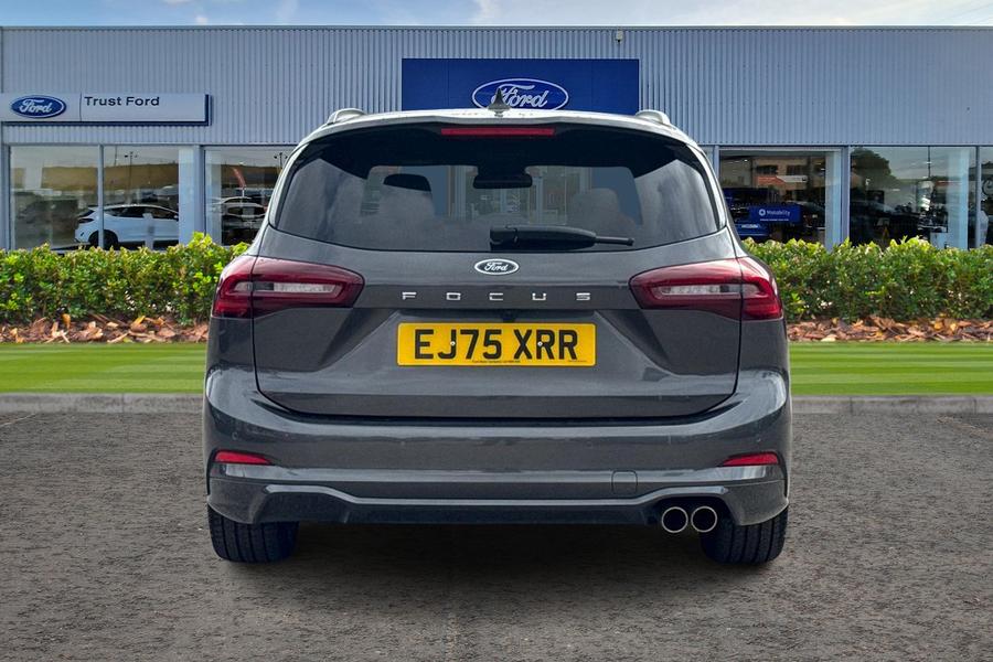 Ford FOCUS Photo autoimg-bf61d14b6175b55038fbd3990c3d71178756fc33.jpg