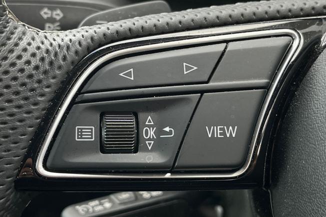 AUDI A4 Avant Photo 16