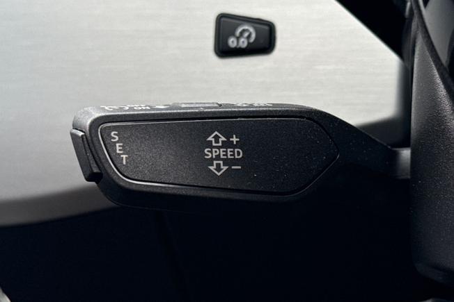 AUDI A4 Photo 39
