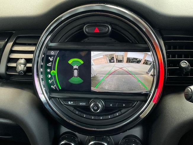 MINI Hatch Photo 46
