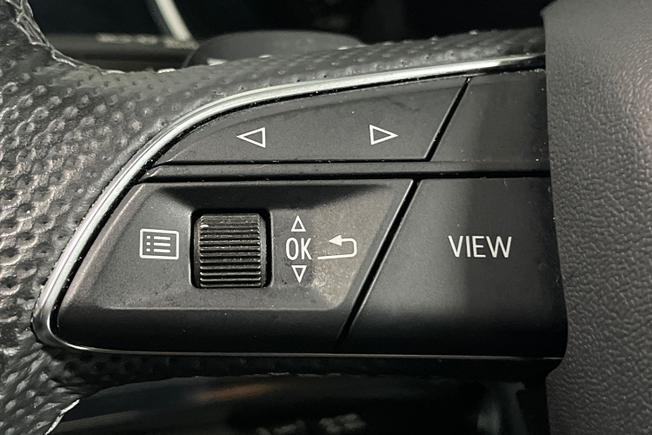 Audi Q3 Photo 16