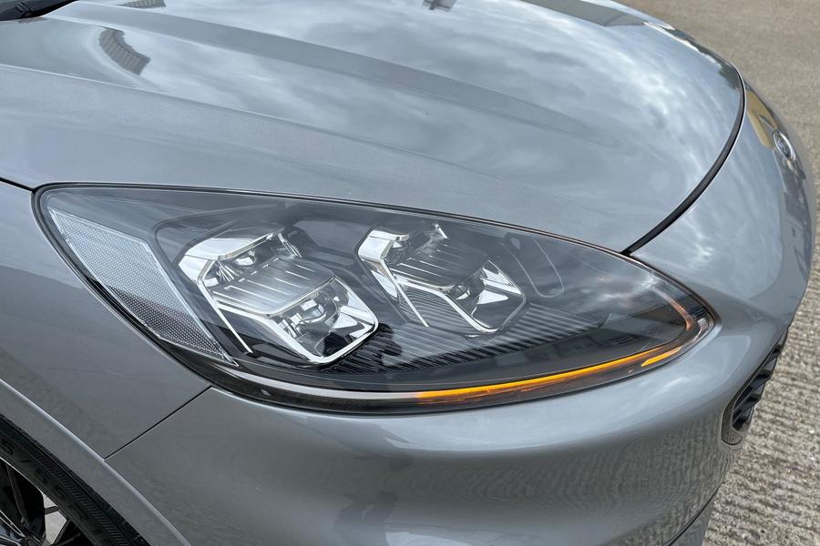 Ford KUGA Photo autoimg-bf6c2a50eb8981d777c82f8d1c8c9bef17a0dedc.jpg