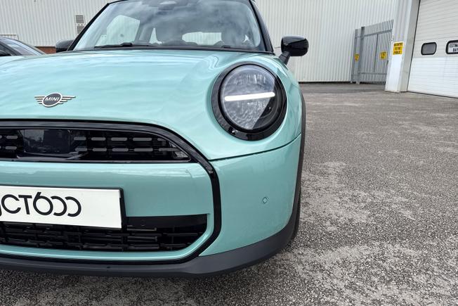 MINI Cooper Photo 29