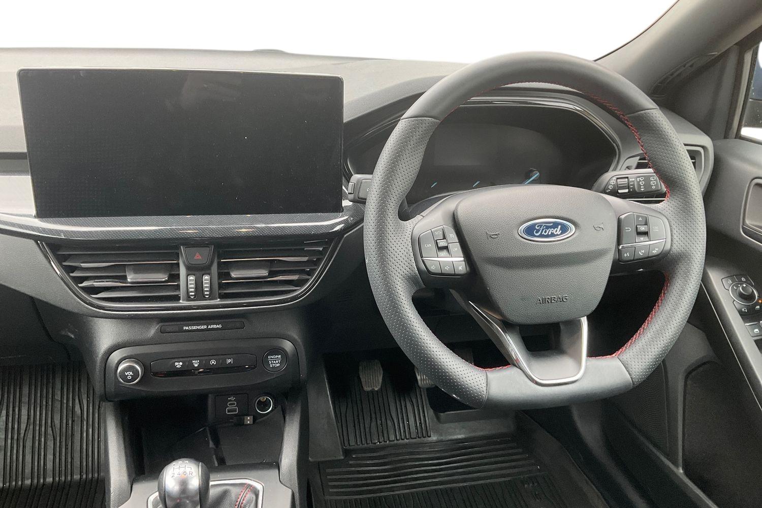 Ford Focus Photo 10