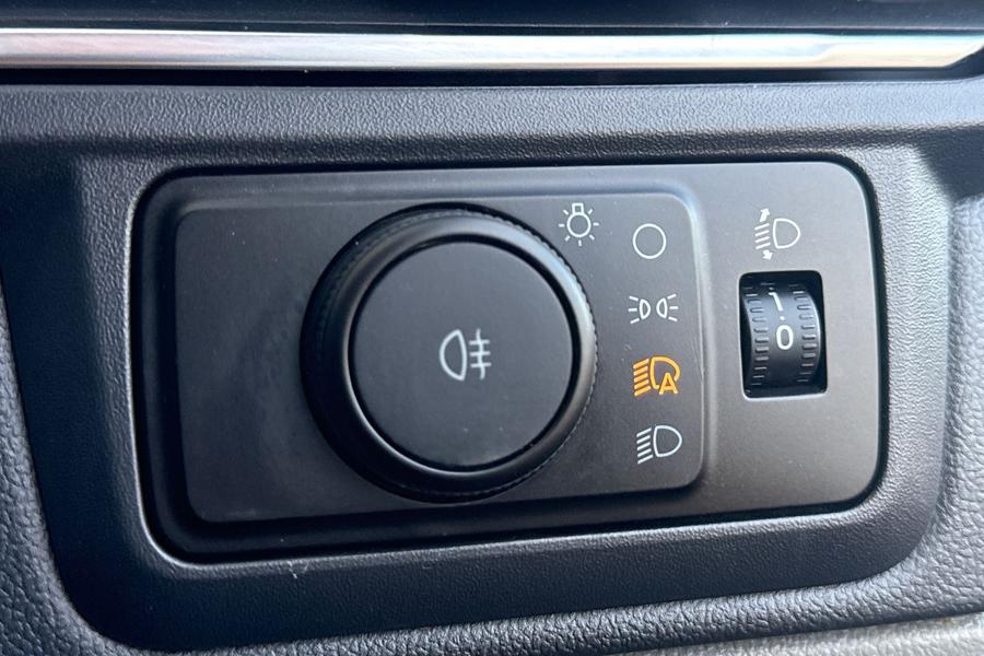Ford TRANSIT CUSTOM Photo autoimg-bf752a315b2b37ae4825513bd7d3dba0ff0a9582.jpg