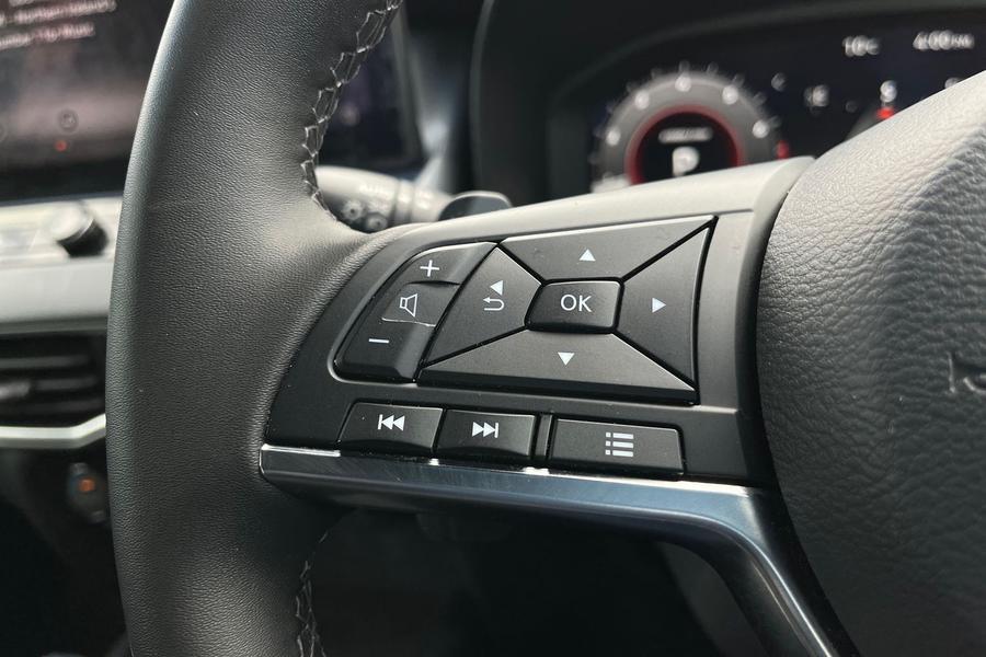 Nissan JUKE Photo autoimg-bf770ae3c9f054df530e4c8a19907ec74975dbd0.jpg