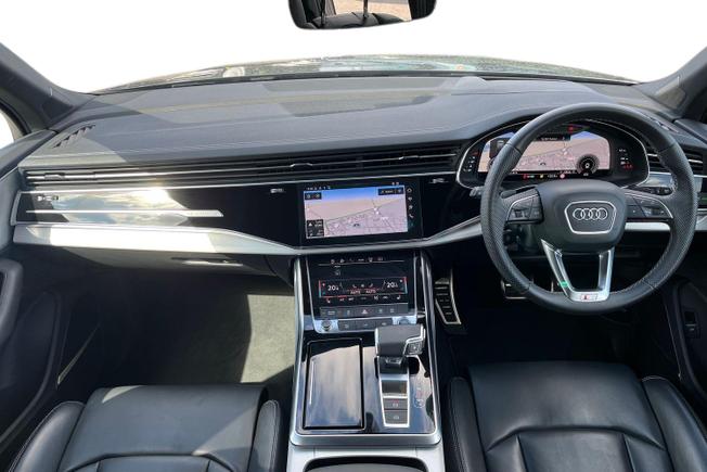 Audi Q7 Photo 10