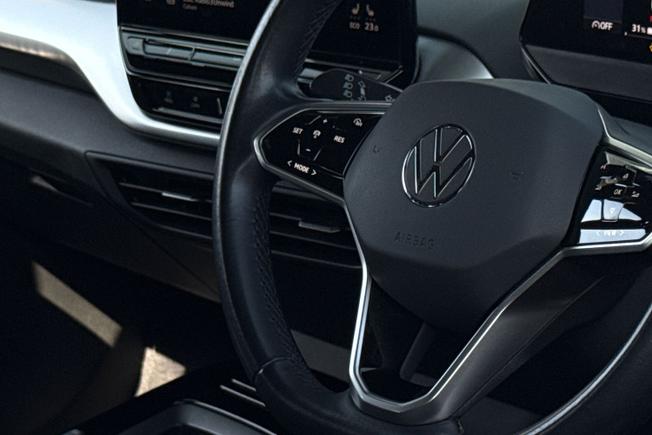 VOLKSWAGEN ID.4 Photo 40