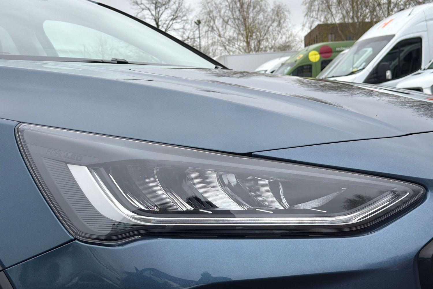 Ford FOCUS Photo 27