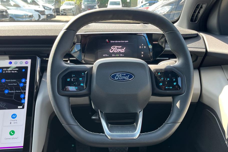 Used Ford EXPLORER 12