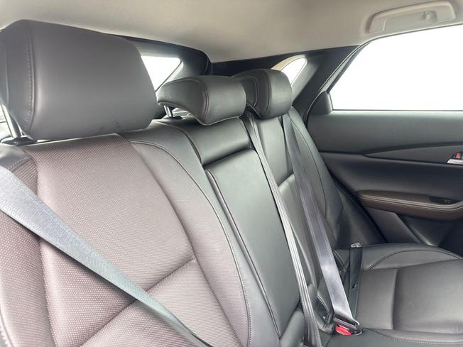 MAZDA CX-30 Photo 9
