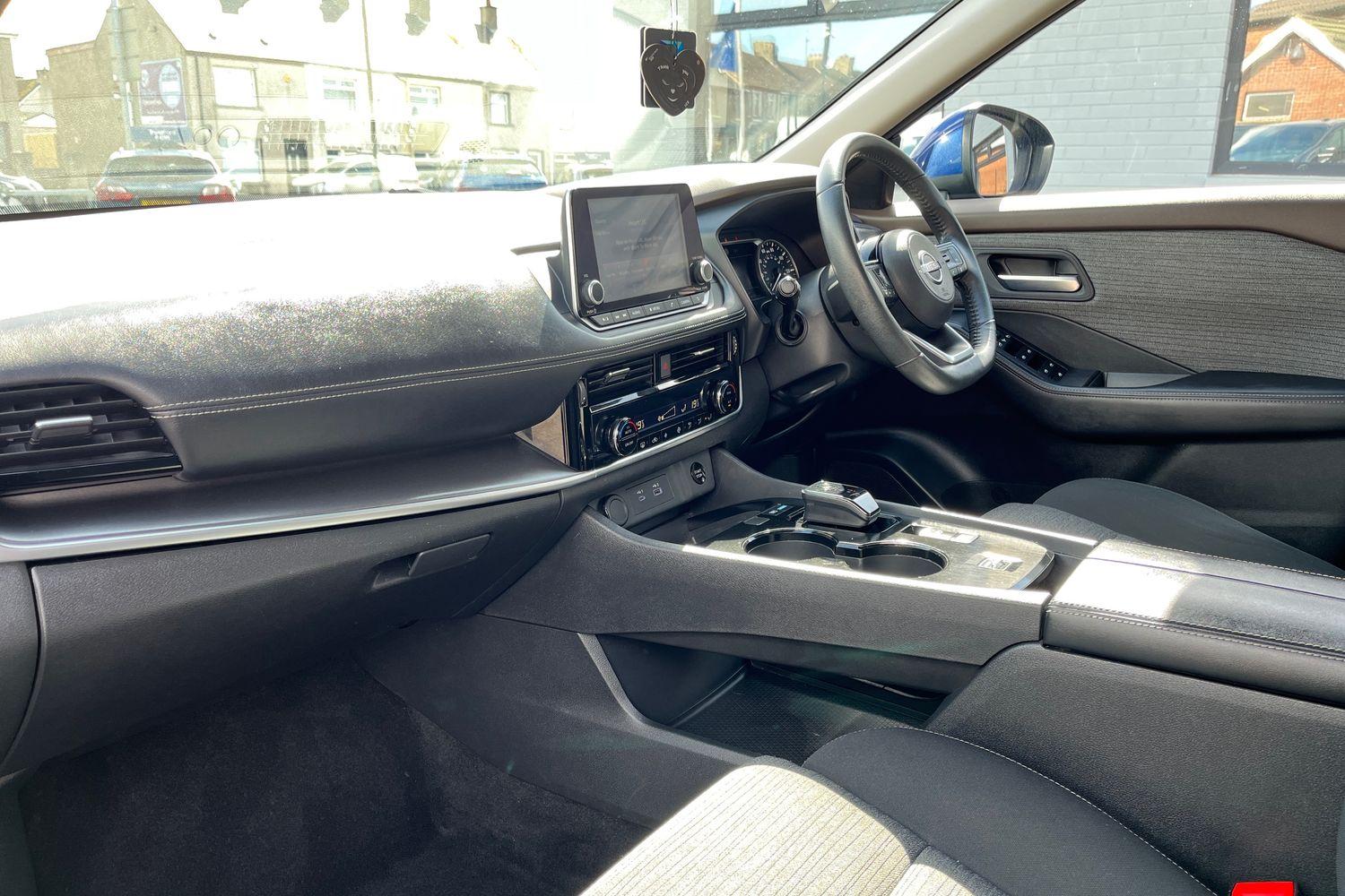 Nissan X-TRAIL Photo 17