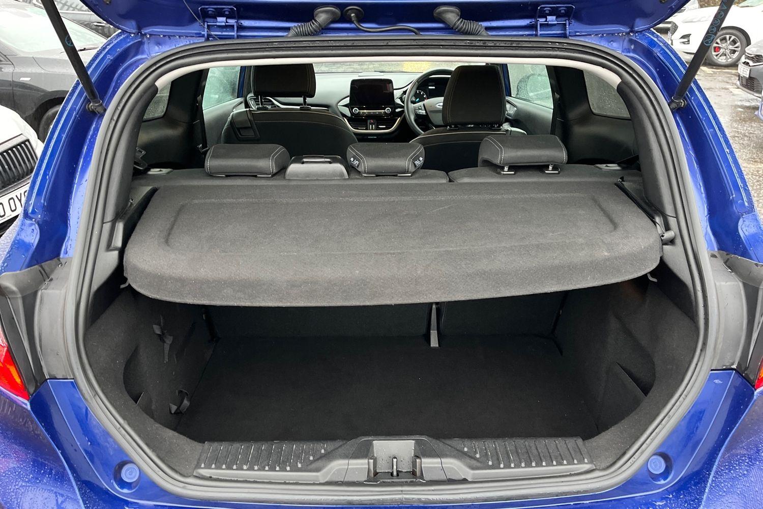 Ford FIESTA Photo 20