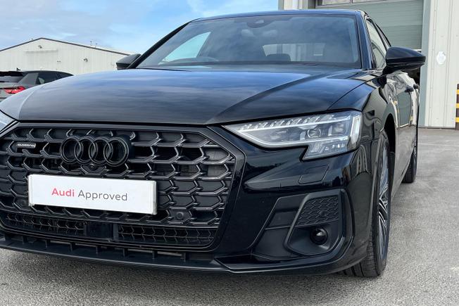 Audi A8 Photo 25