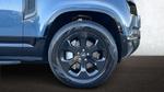 Land Rover Defender Photo 7