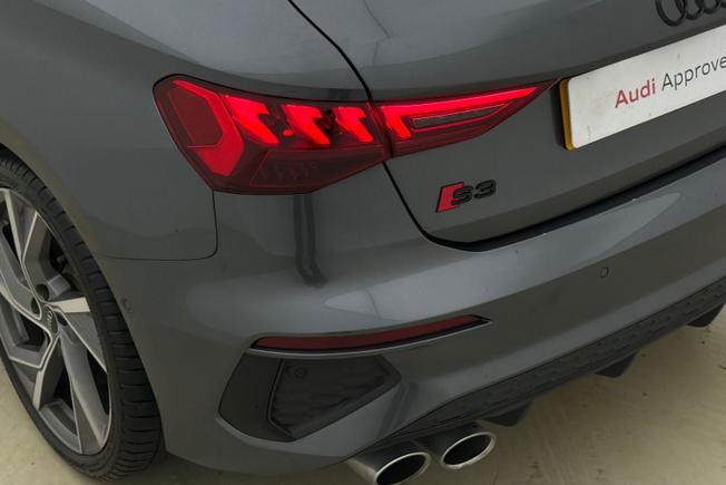 Audi S3 Photo 19