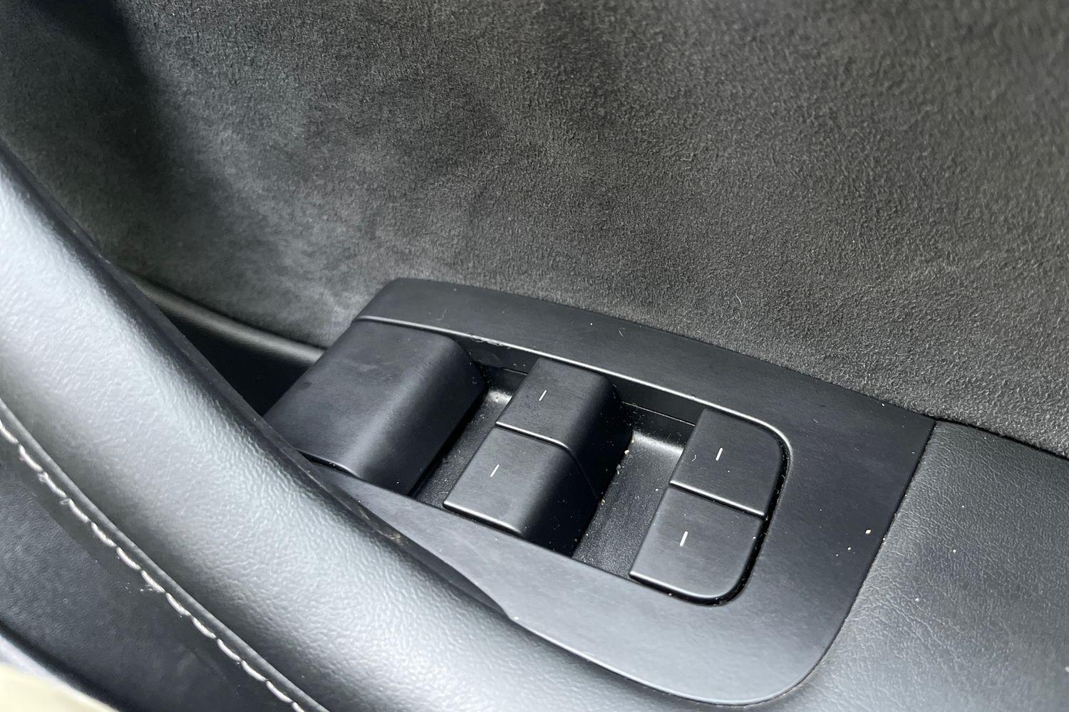 TESLA MODEL 3 Photo 15