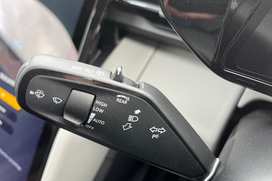 Ford Explorer Photo autoimg-bf97151da2ab0b4ecb66a6333b08d0052a537df3.jpg