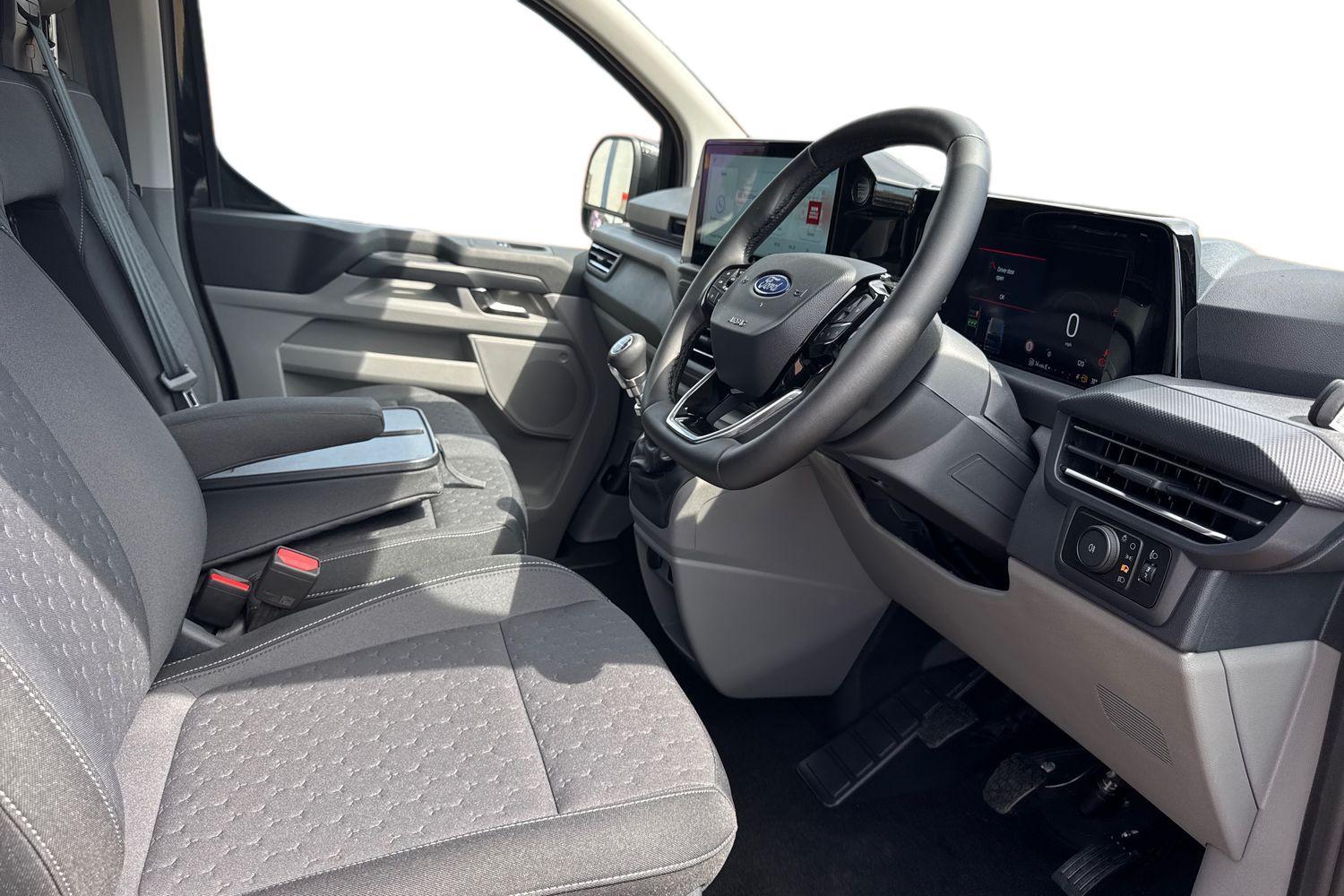 Ford TRANSIT CUSTOM Photo 13